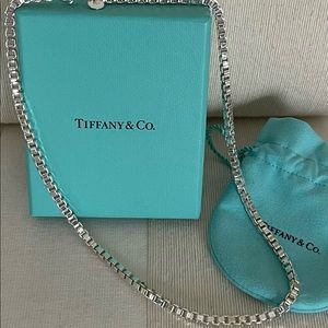 Tiffany & Co. Venetian Link Necklace - New